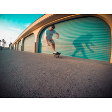 Load image into Gallery viewer, Surfeeling USA The Diamond Surfboard Series Skateboard