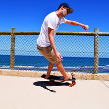 Load image into Gallery viewer, Surfeeling USA The Outline Surfboard Series Skateboard
