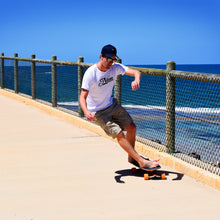 Load image into Gallery viewer, Surfeeling USA Snap Surfboard Series Surfskate Skateboard